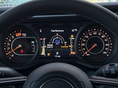 New 2026 Jeep Wrangler Unlimited Rubicon AWD/4WD image 13