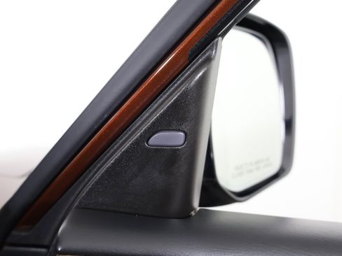 Used 2019 Nissan Armada SL w/ Premium Package image 43