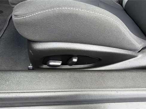 Used 2024 Chevrolet Camaro LT w/ Technology Package image 18