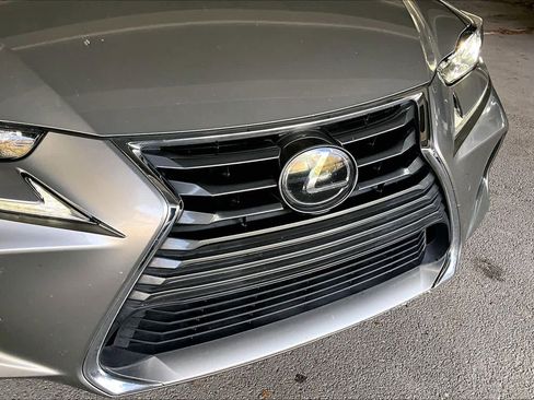Used 2018 Lexus IS 300 w/ Accessory Package image 29