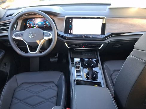 New 2026 Volkswagen Atlas SE FWD image 6