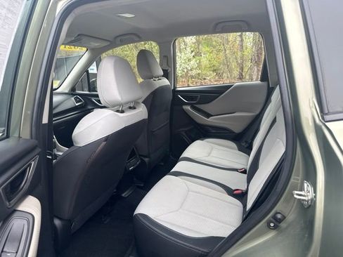 Used 2021 Subaru Forester AWD/4WD image 10