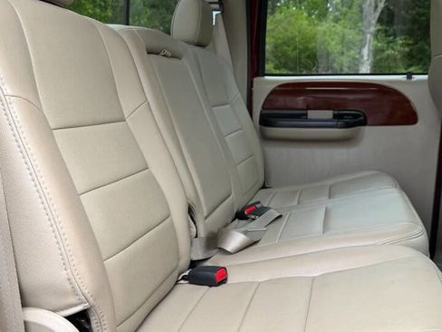 Used 2006 Ford F350 Lariat AWD/4WD image 25