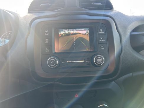 Certified 2020 Jeep Renegade Sport image 13