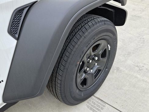 New 2026 Jeep Gladiator Sport AWD/4WD image 6