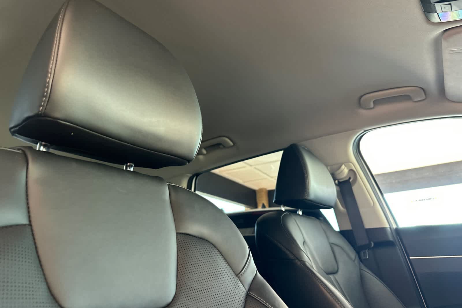 Used 2025 Kia Sorento S AWD/4WD image 19