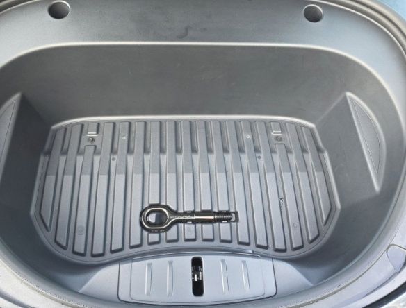Used 2023 Tesla Model 3 Standard Range RWD image 22