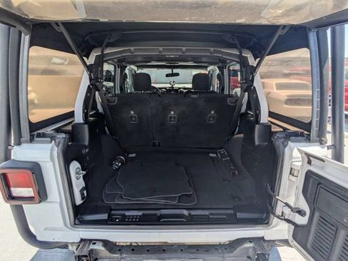 Used 2018 Jeep Wrangler Unlimited Sport S AWD/4WD image 12