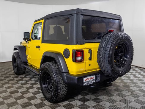 Used 2021 Jeep Wrangler Sport AWD/4WD image 16