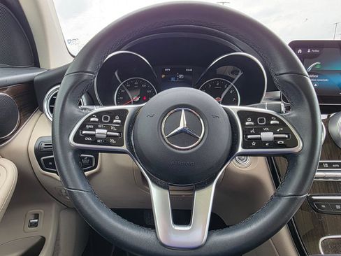 Used 2022 Mercedes-Benz GLC 300 image 10