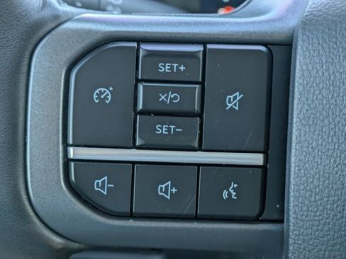 Used 2024 Ford F250 Lariat w/ Black Appearance Package image 20