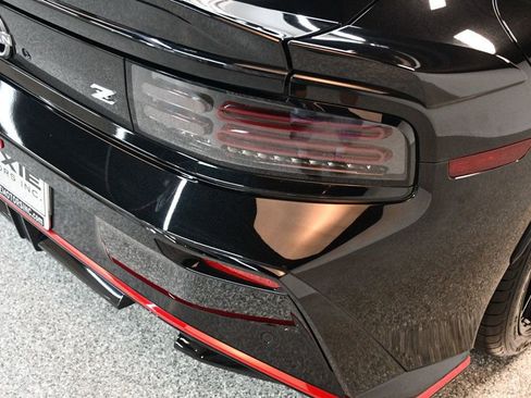 Used 2025 Nissan Z NISMO w/ Floor Mat Package RWD image 14
