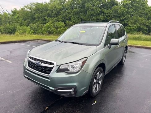 Used 2018 Subaru Forester 2.5i Limited AWD/4WD image 7