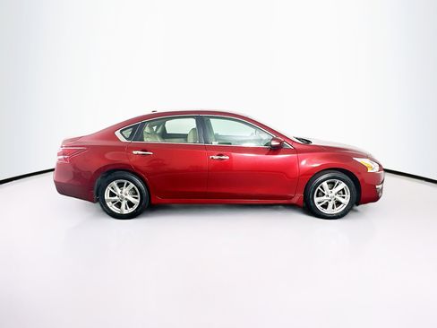 Used 2013 Nissan Altima 2.5 SL w/ 2.5 Moonroof Pkg FWD image 10