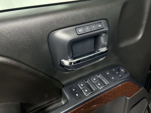 Used 2014 GMC Sierra 1500 SLT w/ SLT Preferred Package AWD/4WD image 22