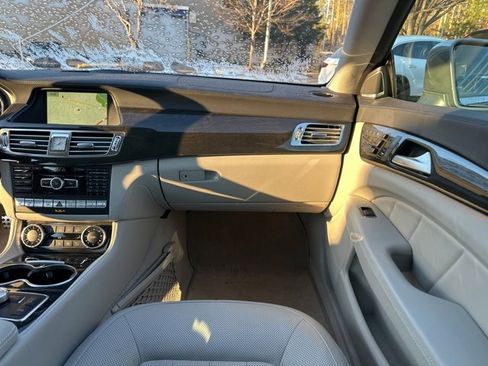 Used 2014 Mercedes-Benz CLS 550 image 16