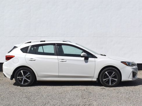 Used 2019 Subaru Impreza 2.0i Premium image 6