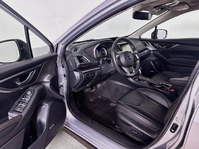 Used 2019 Subaru Crosstrek 2.0i Limited w/ Moonroof Package w/Navigation AWD/4WD image 3