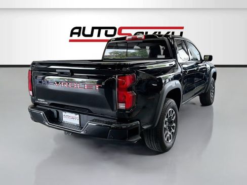 Used 2024 Chevrolet Colorado Z71 w/ Z71 Convenience Package 2 AWD/4WD image 7