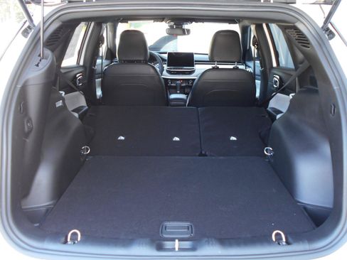 New 2026 Jeep Compass Limited AWD/4WD image 21