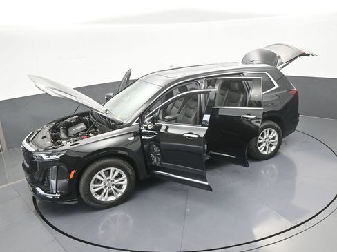 Used 2023 Cadillac XT6 Luxury image 69