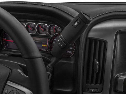 Used 2017 GMC Sierra 2500 SLE w/ HD SLE Preferred Plus Package AWD/4WD image 8