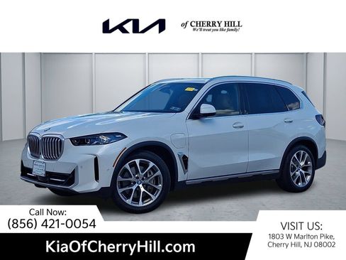 Used 2024 BMW X5 xDrive50e w/ Premium Package AWD/4WD image 1