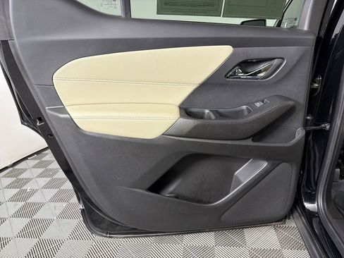 Used 2023 Chevrolet Traverse LS w/ Safety Package image 20