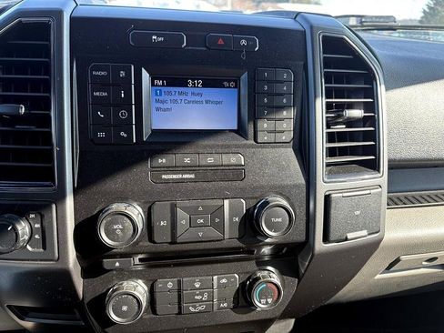 Used 2018 Ford F150 XLT image 10