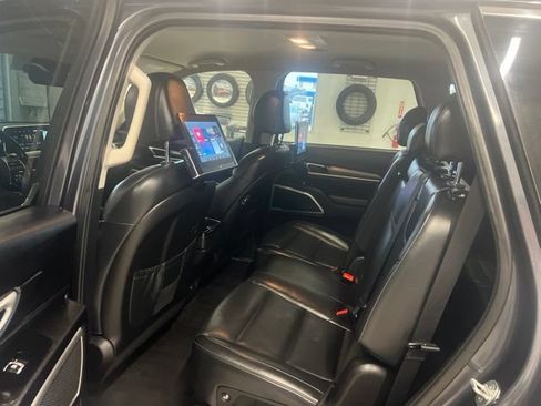 Used 2022 Kia Telluride LX AWD/4WD image 30