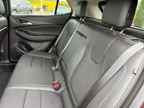 Certified 2023 Buick Encore GX Essence AWD/4WD image 21