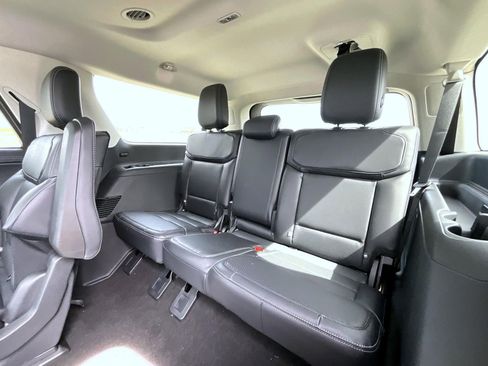 New 2026 Ford Expedition Max Platinum w/ Driver's Package image 13