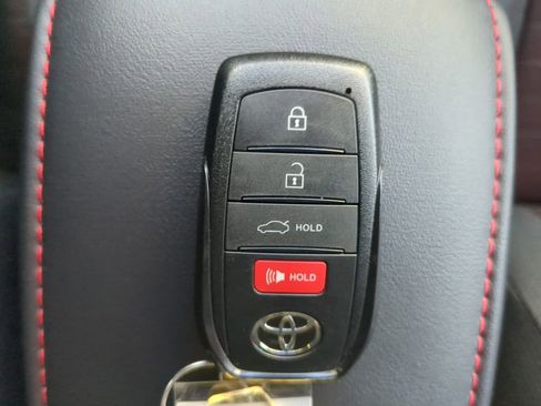 Used 2024 Toyota Corolla SE image 33