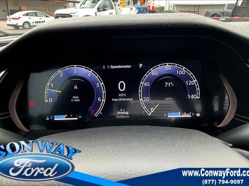 Used 2025 Jeep Grand Cherokee L Laredo w/ Luxury Tech Group I image 15