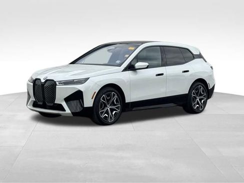 Certified 2025 BMW iX xDrive50 w/ Sport Package AWD/4WD image 1