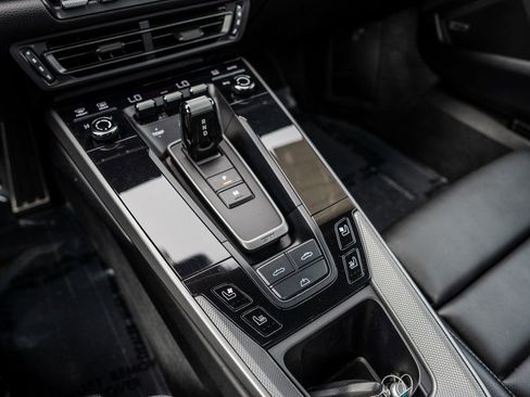 Used 2024 Porsche 911 Carrera image 12