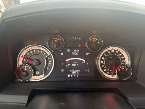 Used 2018 RAM 2500 Laramie AWD/4WD image 11