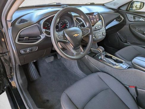 Used 2024 Chevrolet Malibu LT FWD image 10