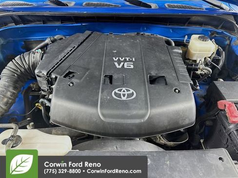 Used 2007 Toyota FJ Cruiser 4WD image 28