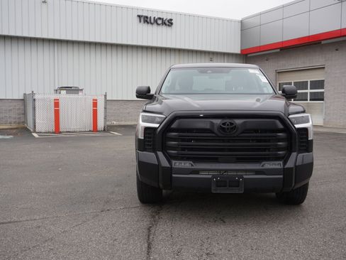 Used 2023 Toyota Tundra SR5 image 2