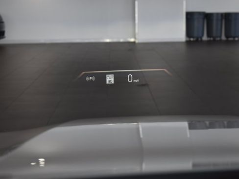 Used 2024 BMW 530i xDrive image 13