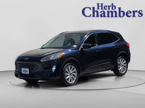 Certified 2021 Ford Escape Titanium w/ Titanium Elite Package AWD/4WD image 4