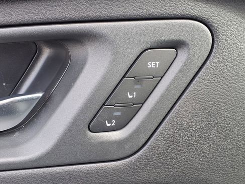 Certified 2024 Nissan Ariya AWD image 19