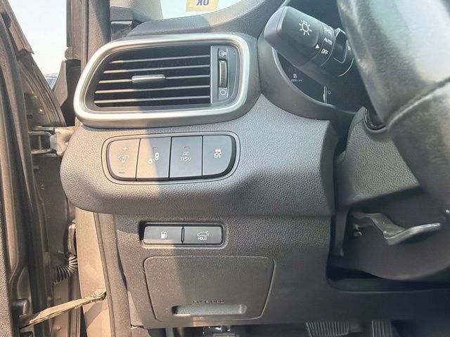 Used 2017 Kia Sorento SX AWD/4WD image 25