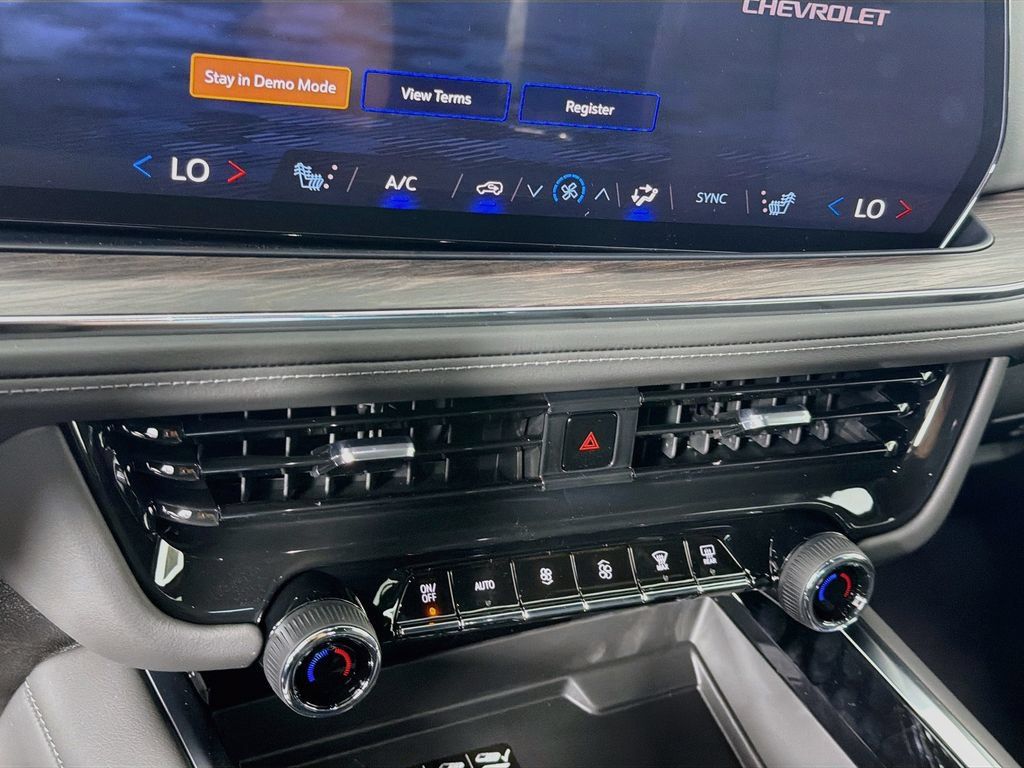 New 2026 Chevrolet Tahoe Z71 w/ Comfort Package AWD/4WD image 14