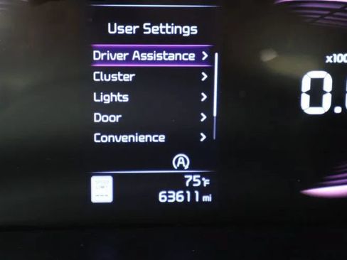 Used 2024 Kia Soul LX w/ Option Group 015 FWD image 27