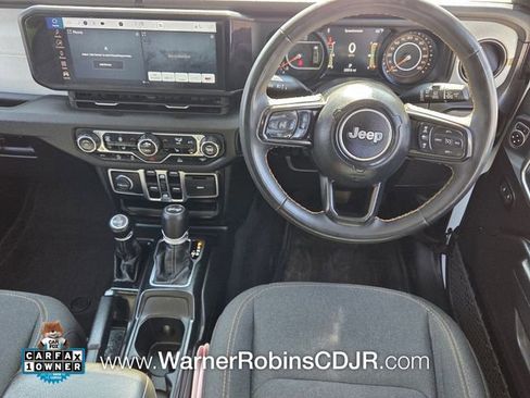 Used 2024 Jeep Wrangler Unlimited Sport w/ Convenience Group AWD/4WD image 13