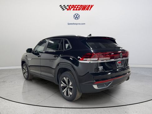 New 2026 Volkswagen Atlas Cross Sport SE AWD/4WD image 7