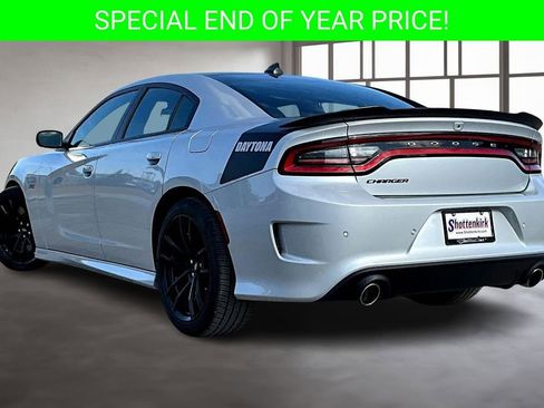 Used 2022 Dodge Charger Scat Pack w/ Daytona Edition Group image 4