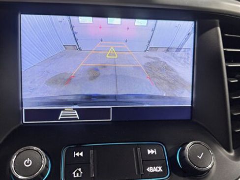 Used 2021 GMC Acadia SLE AWD/4WD image 16